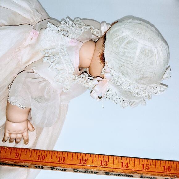 16" 1960 Madame Alexander Brown Eyed All Vinyl Baby Doll - Picture 11 of 13